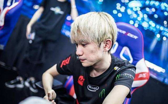 而是场上队 而是场上队